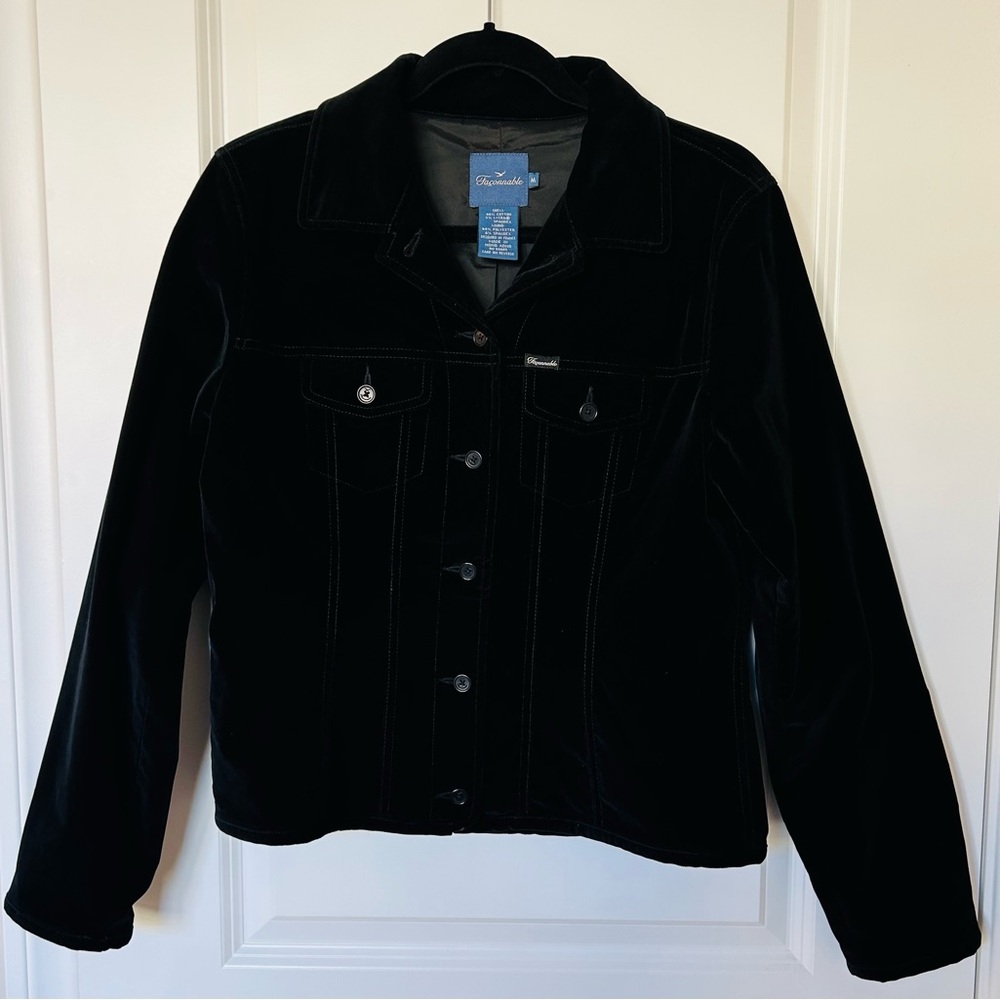 Faconabble black velvet collared jacket.Size Medium and in excellent condition.